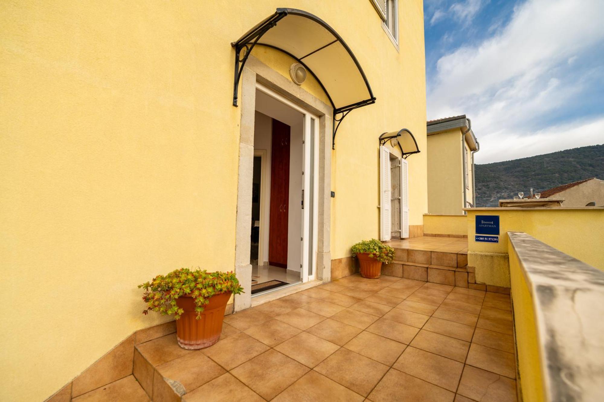 Aparment Kod Kule Apartment Cres Exterior photo